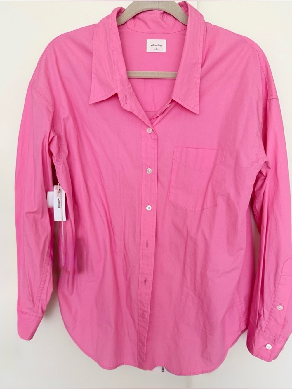 Aritzia Wilfred Relaxed Cotton Poplin Button-Down Shirt Bright Bubble Gum Pink S - Picture 2 of 7